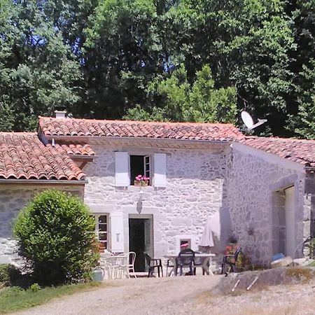 Gite Le Coumis 1370 Saint-Salvy-de-la-Balme Exterior foto